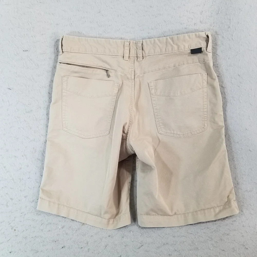The North Face shorts men's 32 x 10 beige flex stretch outdoor hiking adventure